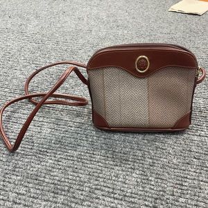Liz Claiborne vintage little brown purse (2447)